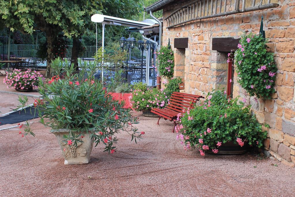 Hotel Restaurant Le Moulin De Saint Verand Kültér fotó