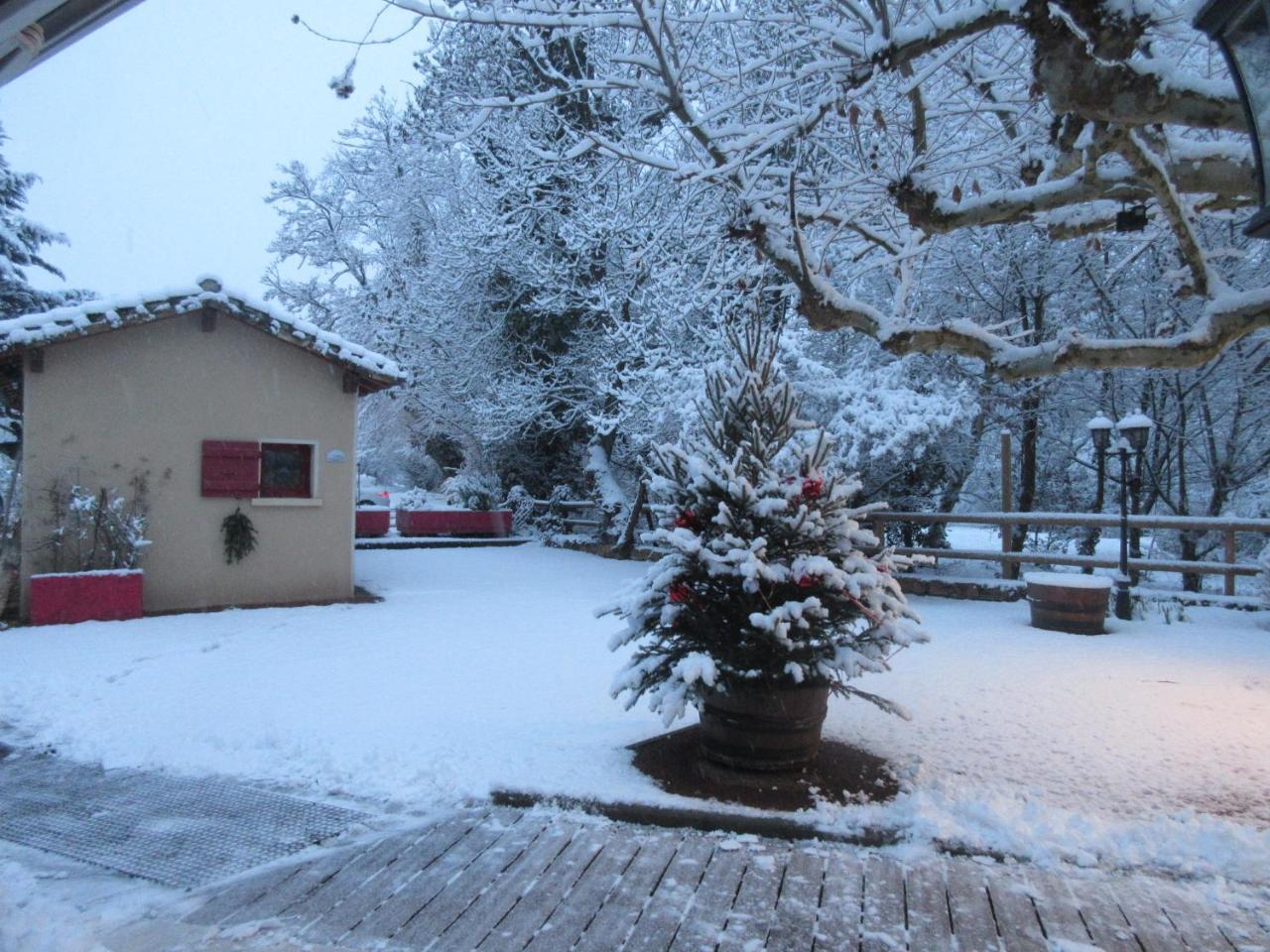 Hotel Restaurant Le Moulin De Saint Verand Kültér fotó